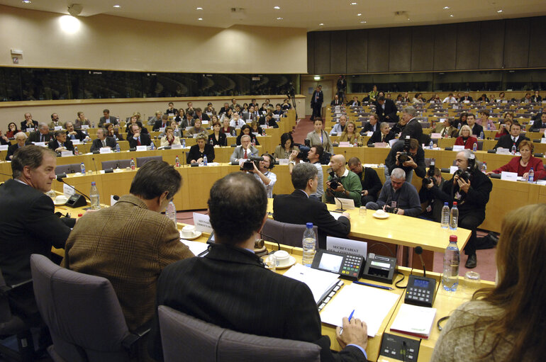 Foto 10: CULT in participation with the AFCO committee - Hearing of Leonard ORBAN, Romanian Commissioner-designate for the portfolio of Multilingualism