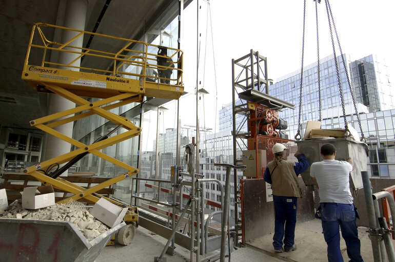 Nuotrauka 37: Ongoing construction works at the EP building in Brussels.