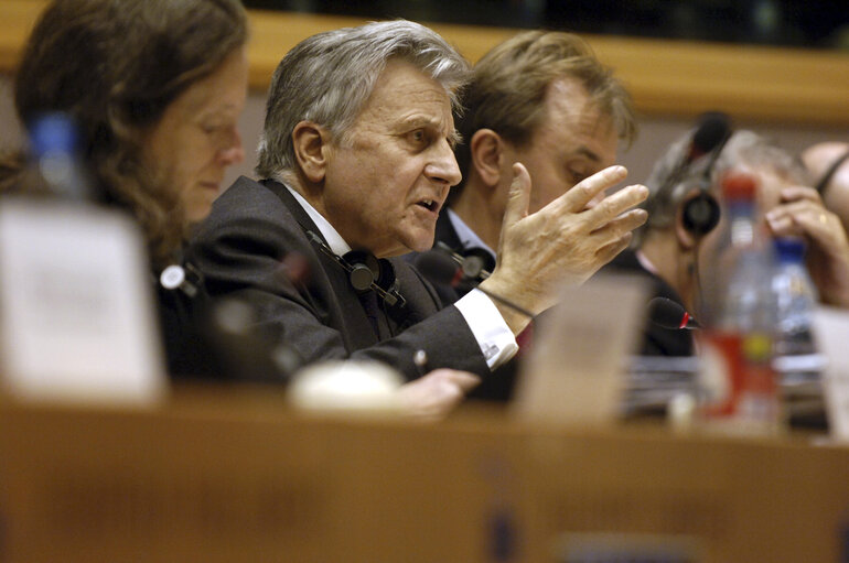 Fotografia 13: ECON Committee meeting with the President of the European Central Bank.