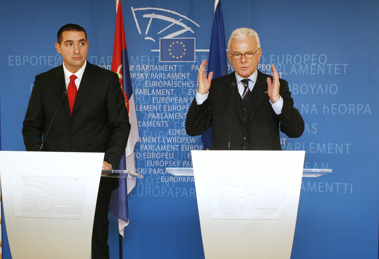 Fotografie 5: EP President meets with Oliver DULIC, Speaker of the Serbian Parliament, in Brussels