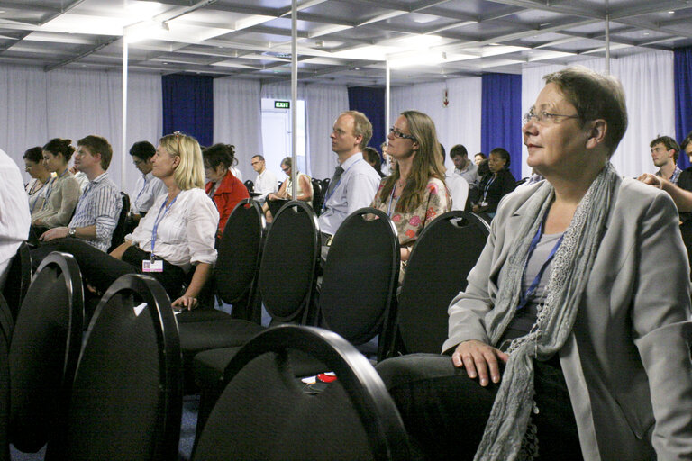 COP17: European Parliament Delegation attends climate Summit in Durban