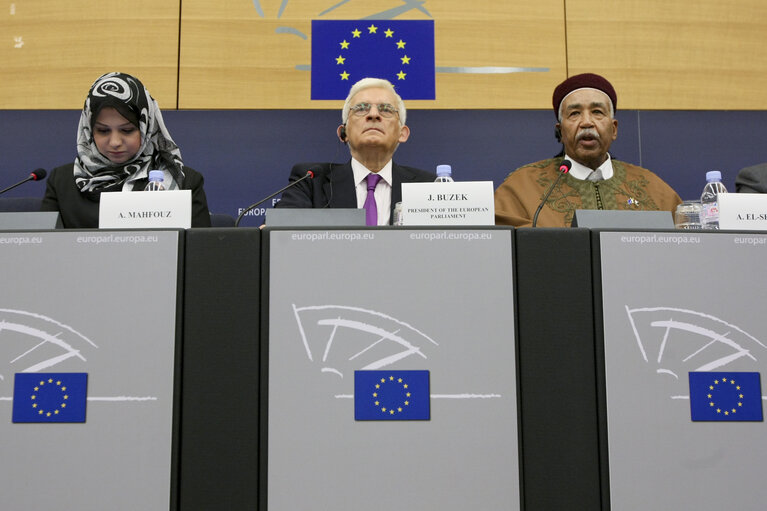 Zdjęcie 7: Sakharov Prize 2011, press conference