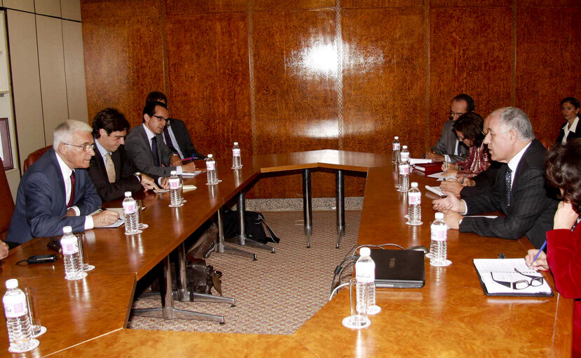 Suriet 4: Official visit to Tunisia. EP President meets with the Governor of the Central Bank