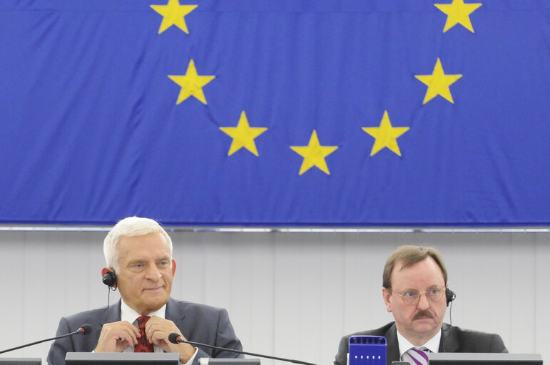 Fotografie 11: Plenary Session in Strasbourg - Week 39 - Question hour with the President of the Eurogroup and Prime Minister of Luxembourg