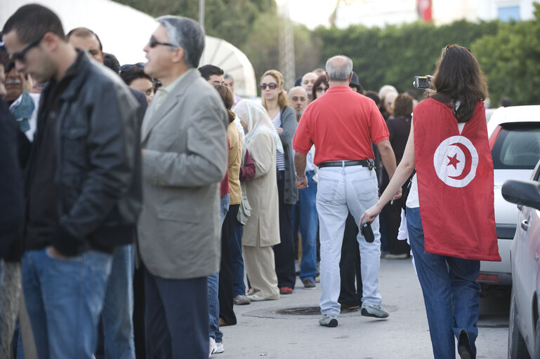 Zdjęcie 6: Day of election of the Tunisian Constituent Assembly in Tunis.