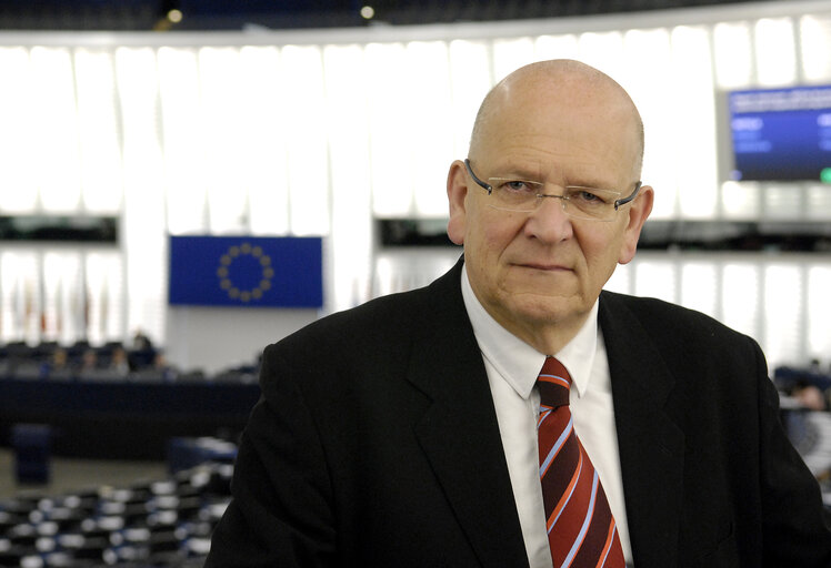 Fotogrāfija 13: Portrait of MEP James Glyn FORD