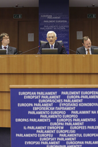 Fotografie 6: EP President chairing Plenary session week 41 - Debate of The Future of VAT