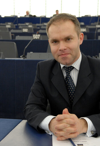 Foto 5: Daniel Petru FUNERIU in Plenary Session in Strasbourg