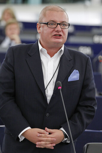 Photo 3: MEP in Plenary session in Strasbourg - week 39