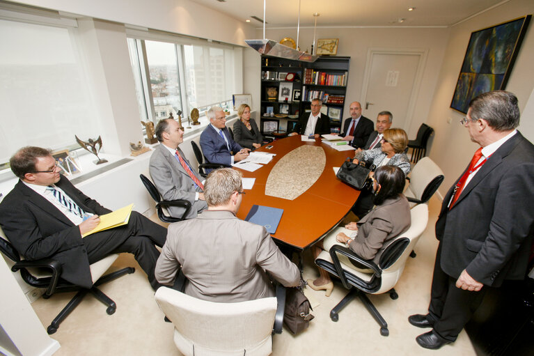 Jerzy BUZEK, EP President, meets with the Staff Committee