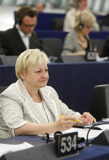 Portrait of MEP Vera FLASAROVA