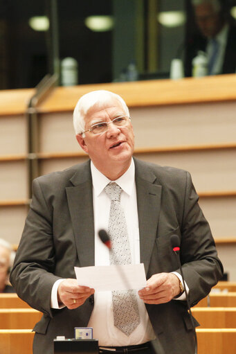 Photo 32: Meps in the hemicycle in Brussels, week 48 - Prepration for the European Council