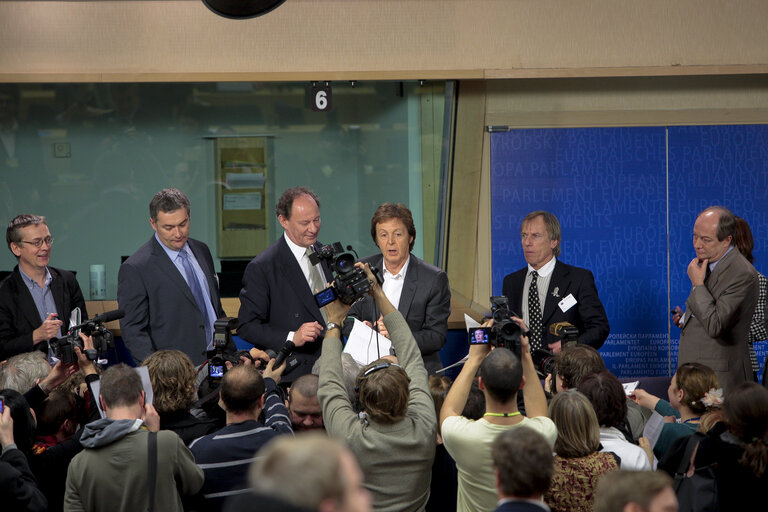 Press conference  Global Warming and Food Policy: Less Meat = Less Heat