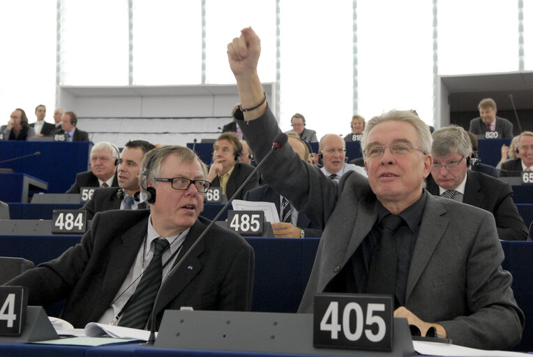 Fotografie 7: MEP Dirk STERCKX in Plenary Session