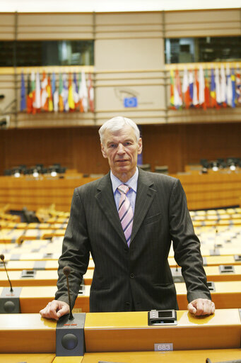 Снимка 9: Justas Vincas PALECKIS MEP at the EP in Brussels.