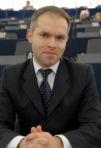 Photo 6: Daniel Petru FUNERIU in Plenary Session in Strasbourg