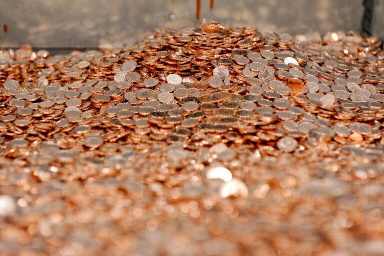 Suriet 29: Mintage of coins