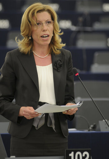 Fotagrafa 3: Rumiana JELEVA  MEP in plenary session in Strasbourg.