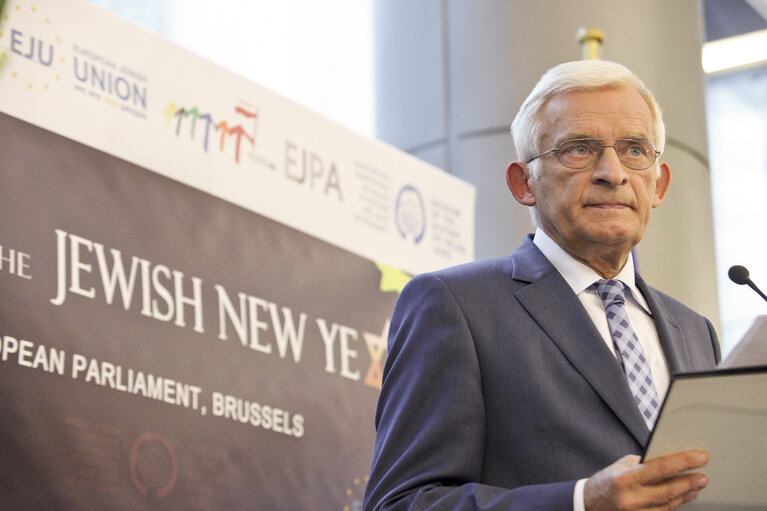 Foto 7: EP President's address on the occasion of the Jewish New Year Rosh Hashanah, reception organized by the European Jewish Community Centre.