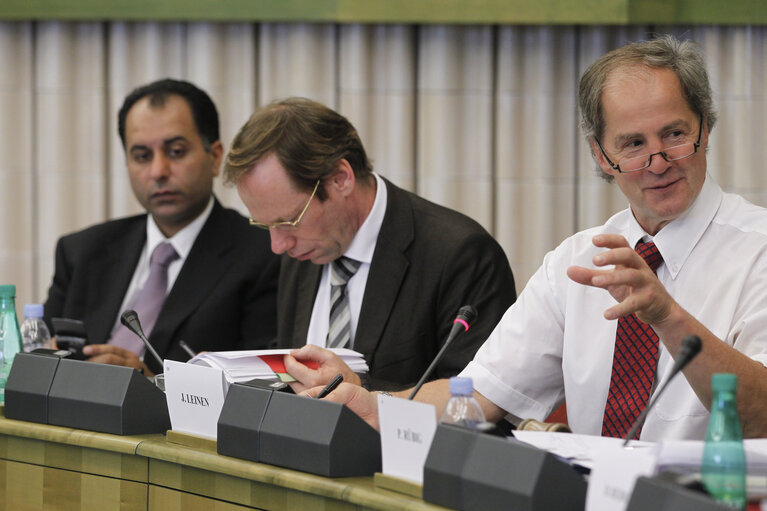 Photo 2: STOA Symposium - The Changing Face of Risk Governance : Moving from Precaution to Smarter Regulations?