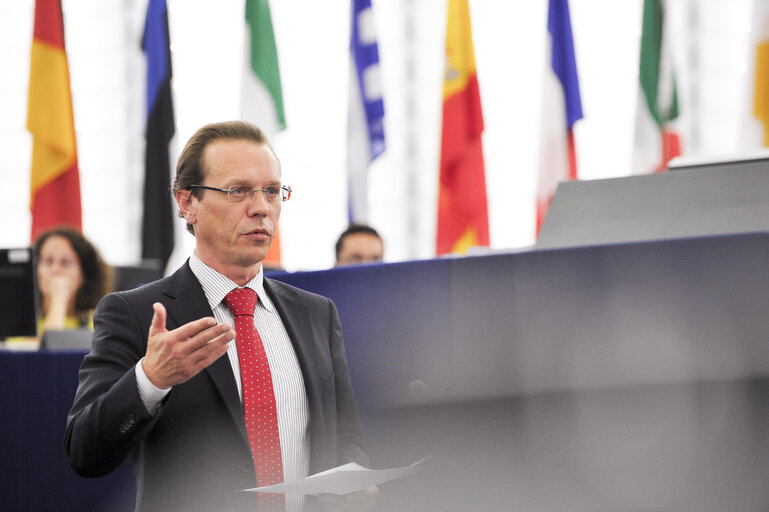 Fotografie 1: MEPs during plenary session in Strasbourg, week 39