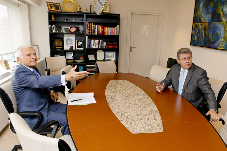 Jerzy BUZEK, EP President, meets with Mihail GHIMPU from Moldova