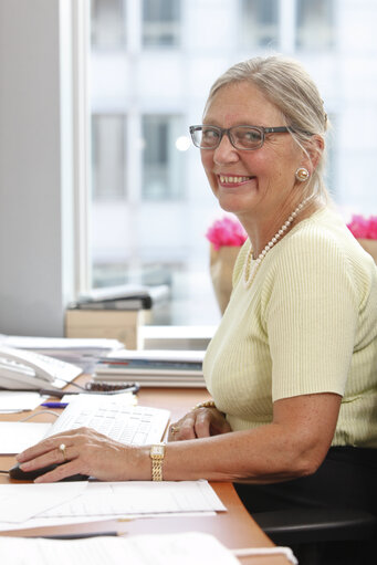 Photo 8: Portrait of MEP Anna ROSBACH