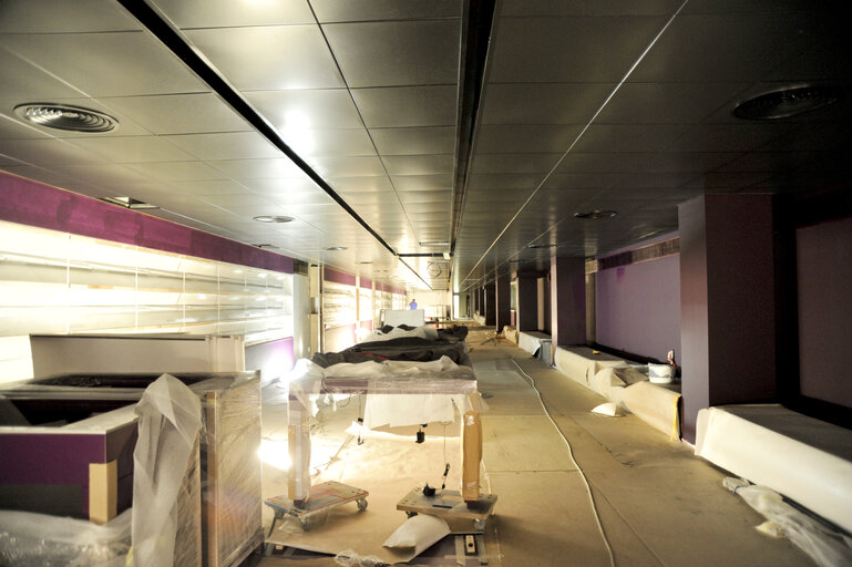 Foto 11: Visitors center in the WIB building at the European Parliament in Brussels. Construction works