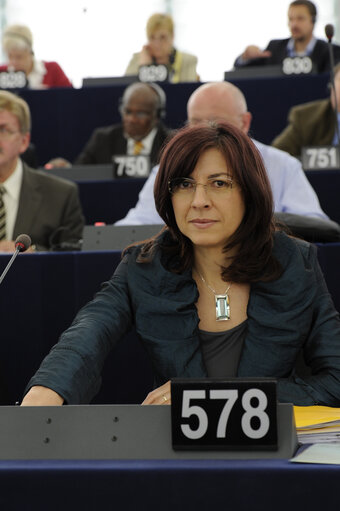 Foto 5: Romana JORDAN CIZELJ in Strasbourg hemicycle during votes