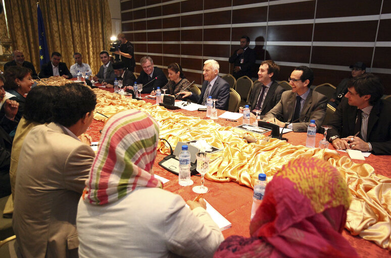 Fotografie 5: Official visit to Libya - EP President meets with members of the civil society.