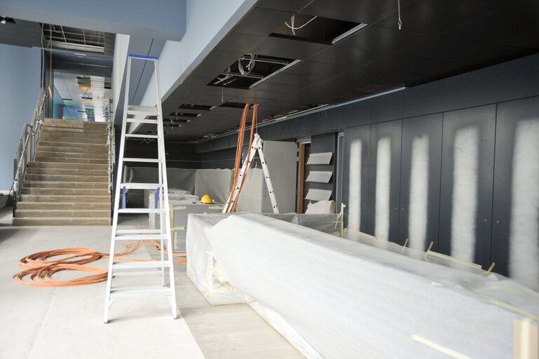 Foto 22: Visitors center in the WIB building at the European Parliament in Brussels. Construction works