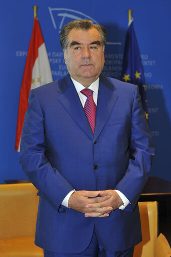 Valokuva 7: Visit of the President of the Republic of Tajikistan. Meeting with the Chairman of the Delegation for the relations with Iraq and the Rapporteur for the Committee on Industry, Research and Energy