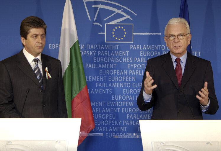 Fotó 8: Plenary session in Brussels - Press conference after a formal sitting with Georgi PARVANOV, President of Bulgaria