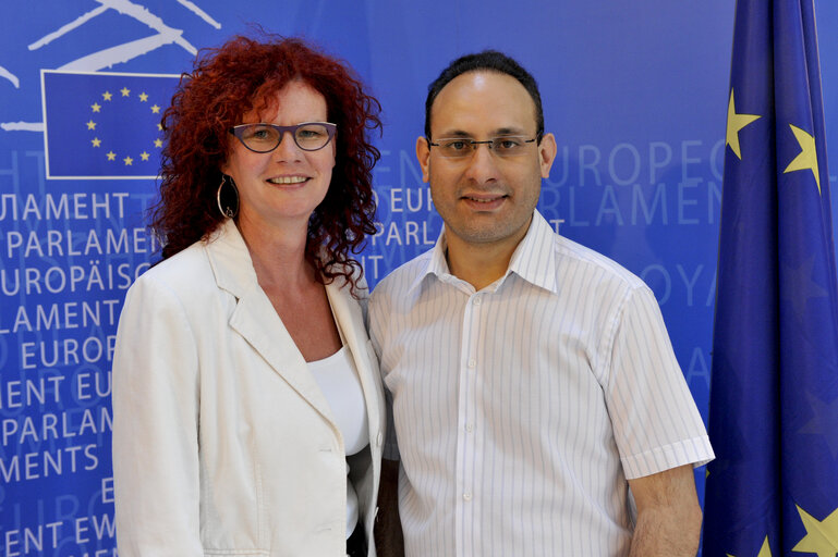 Billede 2: Kerstin Westphal and Ismail Ertug pose for a picture