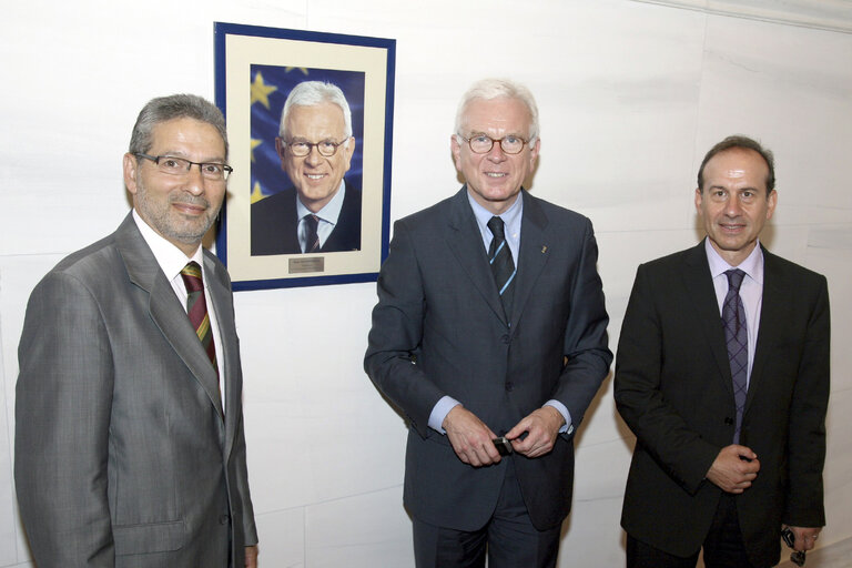 Hans-Gert PÖTTERING, EP President, pays a visit to Greece