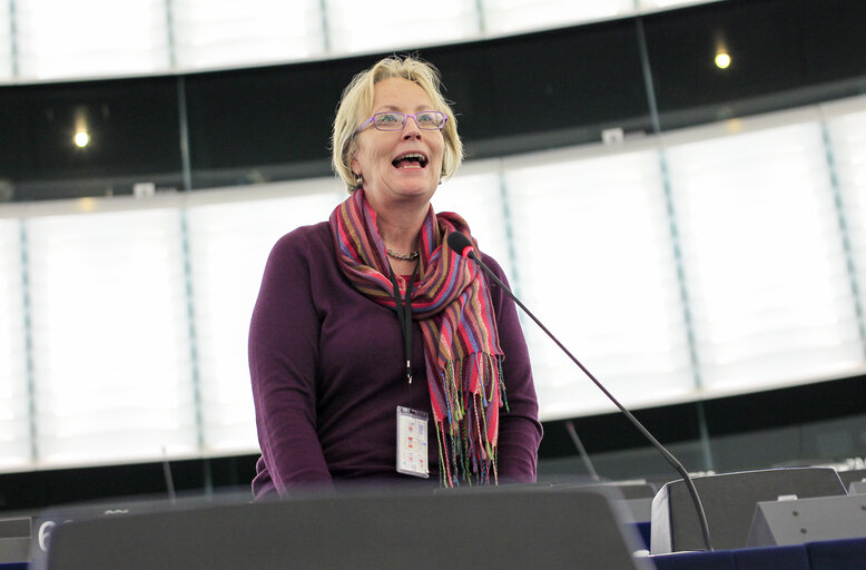 Fotografia 13: Plenary session week 51 2014 in Strasbourg - Convention on International Trade in Endangered Species (CITES)