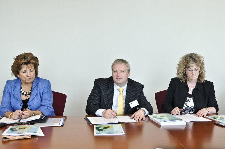 Meeting with the Irish Minister Sean CONNICK and Pat the Cope GALLAGHER