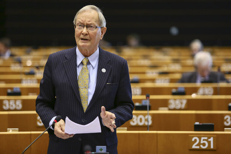 Photo 7: Plenary session in brussels - week 46 2014