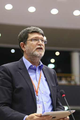 Photo 3: Plenary session in brussels - week 46 2014