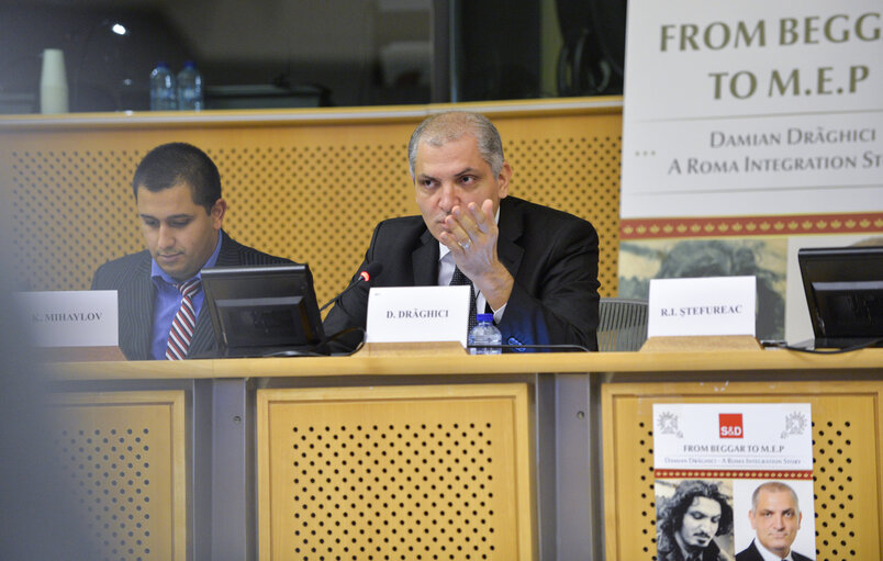 Foto 33: Meeting:  From Beggar to MEP a Roma Integration Story