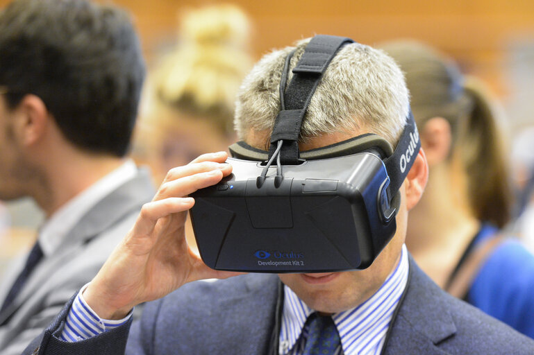 Photo 36 : IMCO workshop Building Blocks of Ubiquitous Digital Single Market