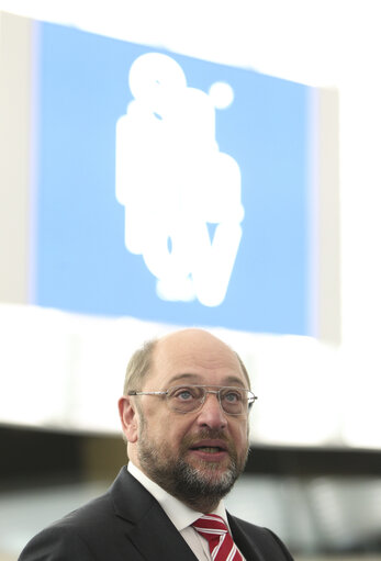 Valokuva 3: Sakharov Prize 2014 award ceremony in plenary presided by EP President