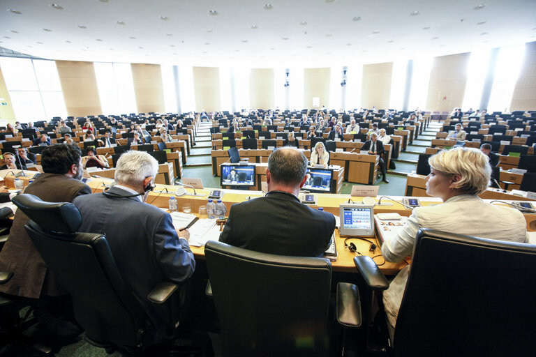 Foto 1: ITRE Committee - Discussion on the  Transatlantic Trade and Investment Partnership (TTIP) negotiations with the Director of the DG TRADE