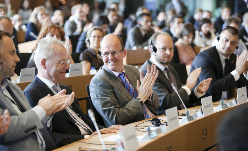 Foto 7: Constitutive ITRE committee meeting - Election of chairs and vice-chairs