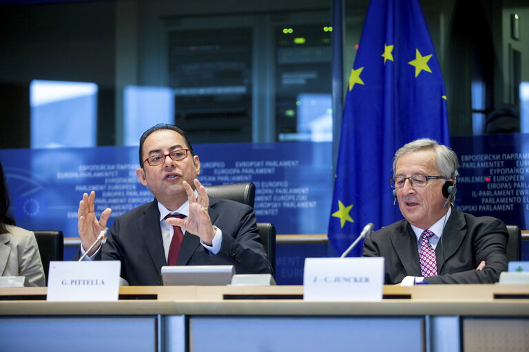 Fotografie 10: President-designate of the European Commission meets with S&D group