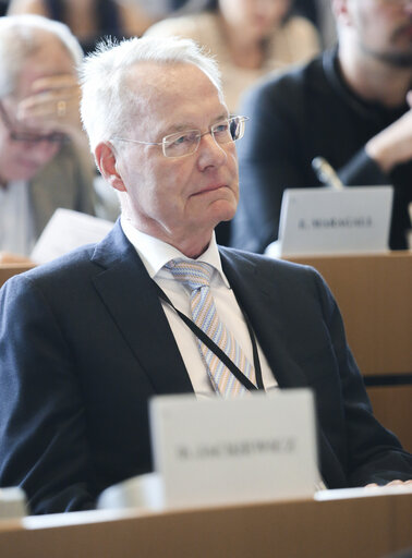 Foto 6: Constitutive ITRE committee meeting - Election of chairs and vice-chairs