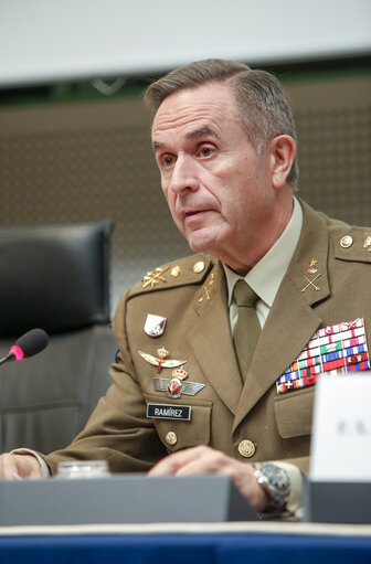 Fotografija 10: SEDE Exchange of views with the Commanding General of Eurocorps