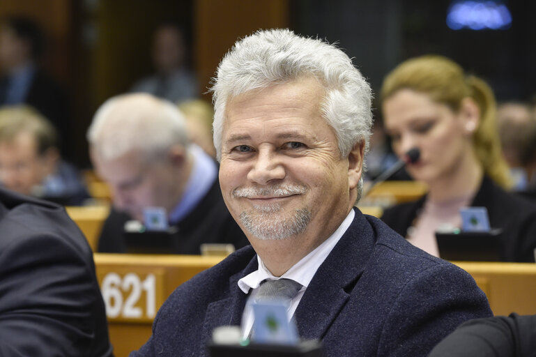 Photo 2: Dieter- Lebrecht KOCH in Plenary session in Brussels - Week 08  2016