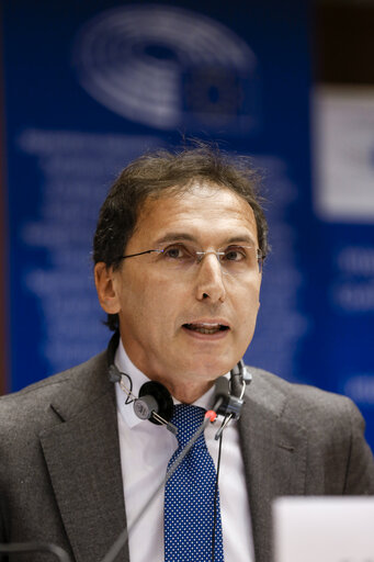 Budgetary Policy - the effects of budgetary coordination