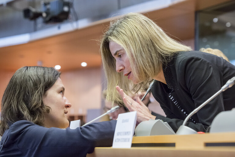 Photo 10: AFET Committee Meeting. Exchange of views with VP/HR Federica MOGHERINI on the conflicts in the MENA region and the refugee crisis.